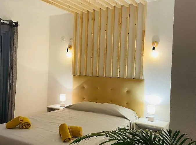 Travellers Guesthouse