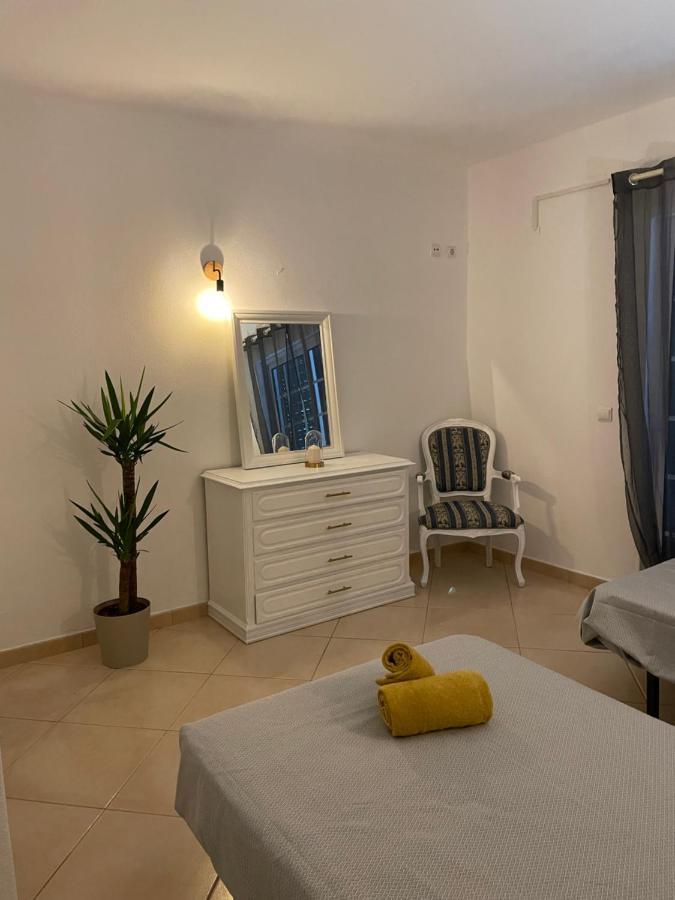 Guest house Travellers *